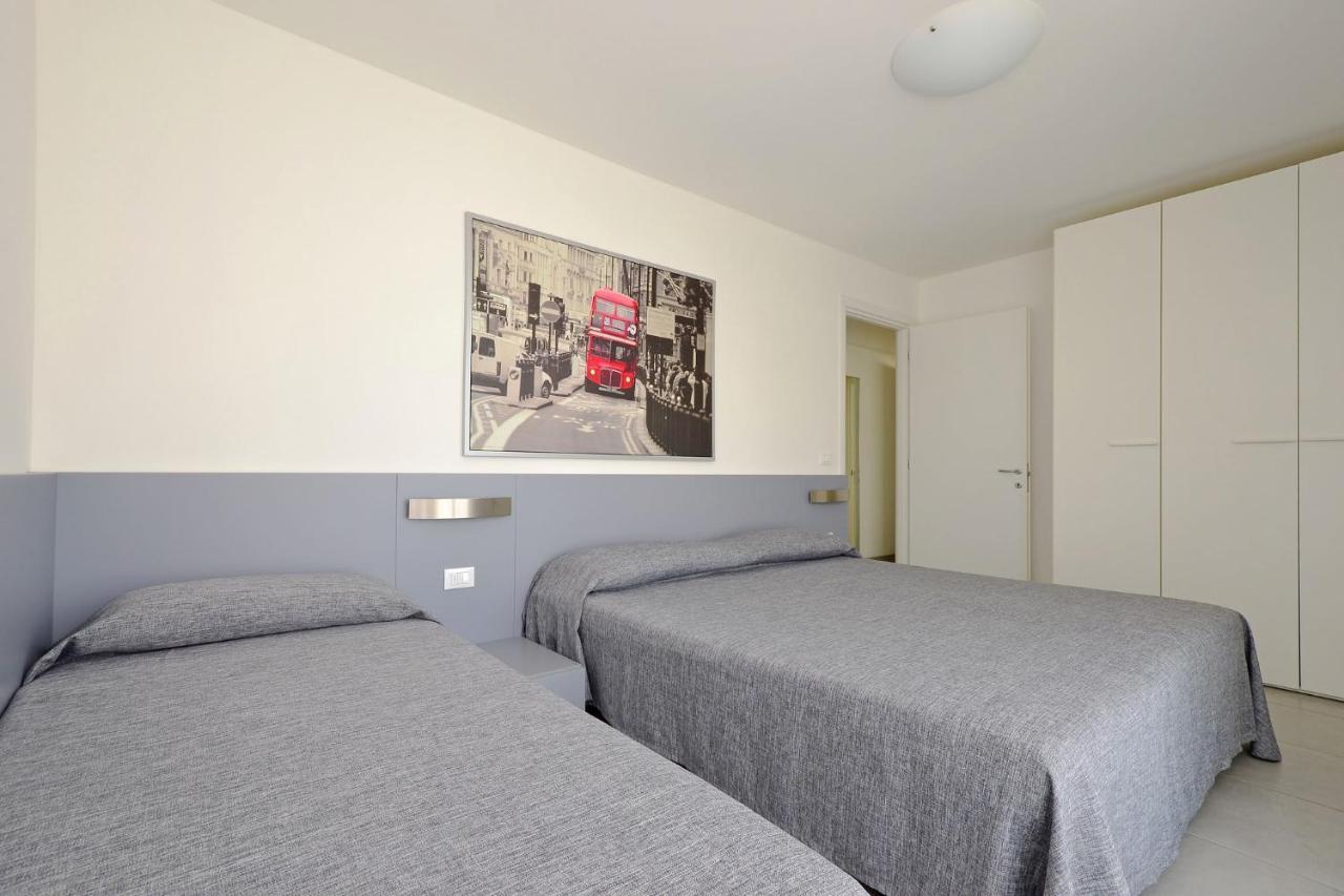 Apartments In Lignano 21701 Lignano Sabbiadoro Chambre photo